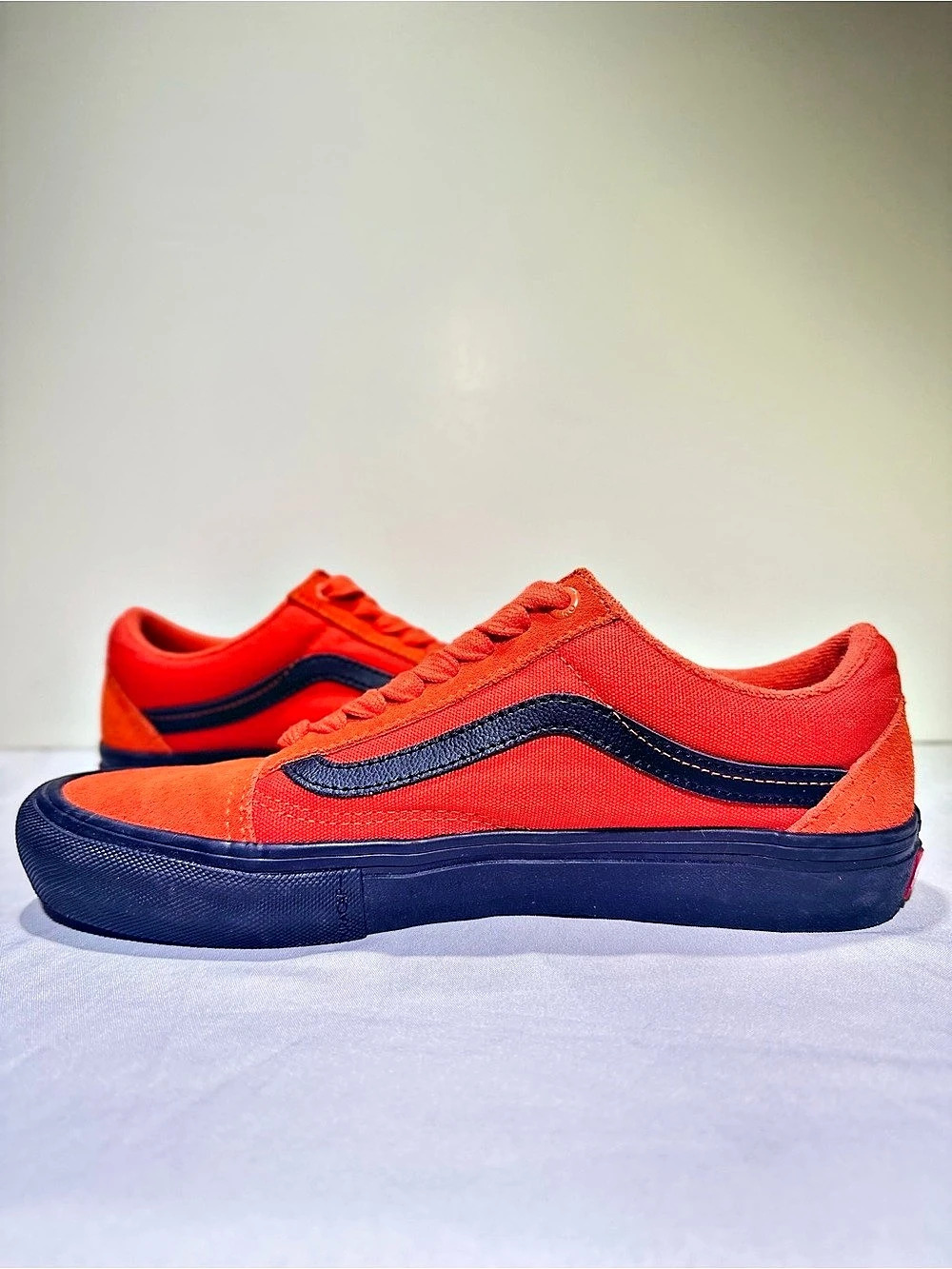 Vans Old Skool Pro "Koi Black" Orange - Men 6.5 / Women 8 - Discontinued